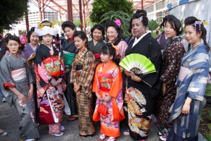 Kimono models